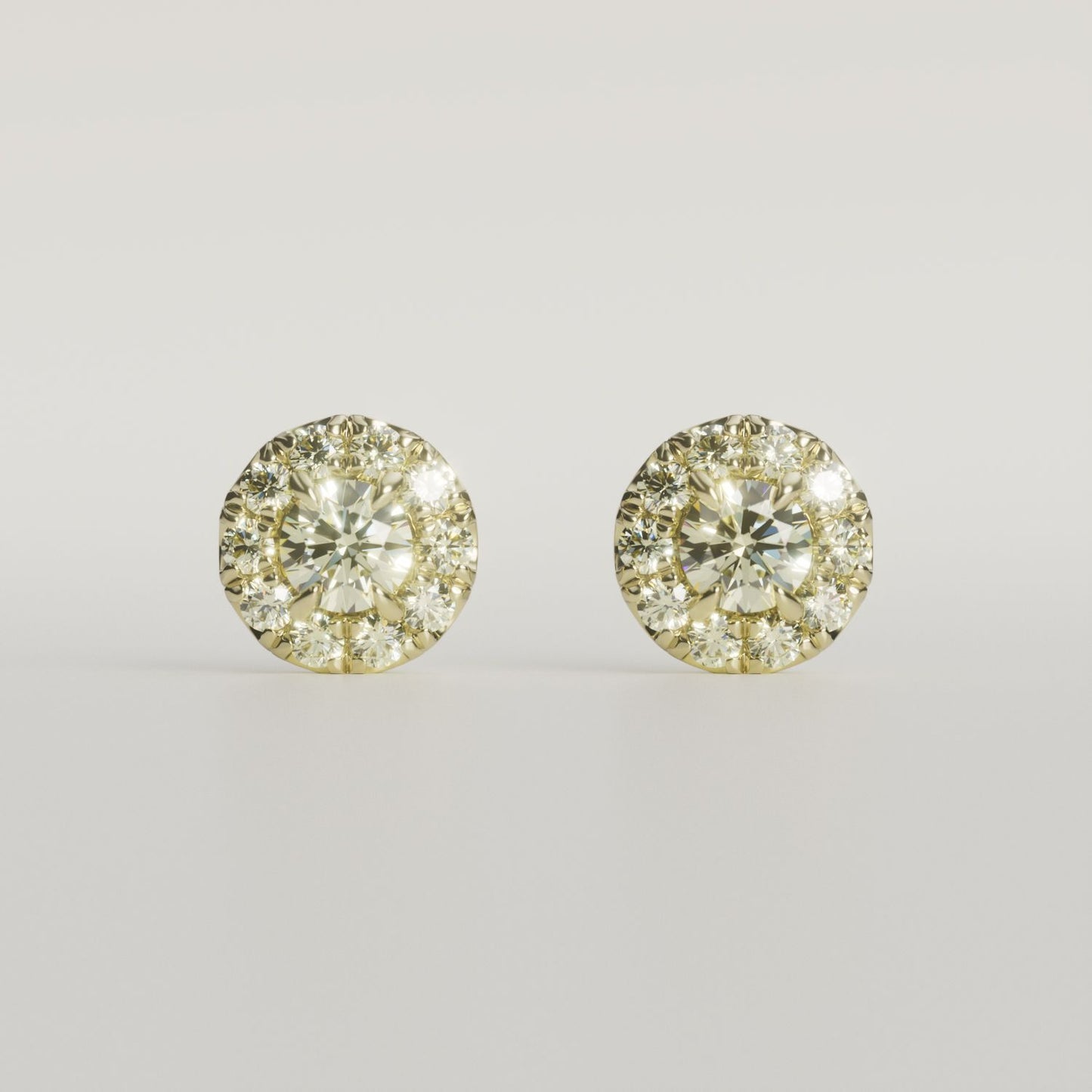 綾｜取り巻きピアス（シャンパン）